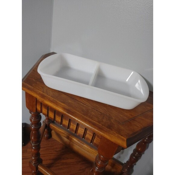 Vintage Made In USA Glasbake Divided Dish J-263 2 1/2 QT White - Picture 4 of 11